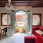 Elisabeth Waterfront Apartment